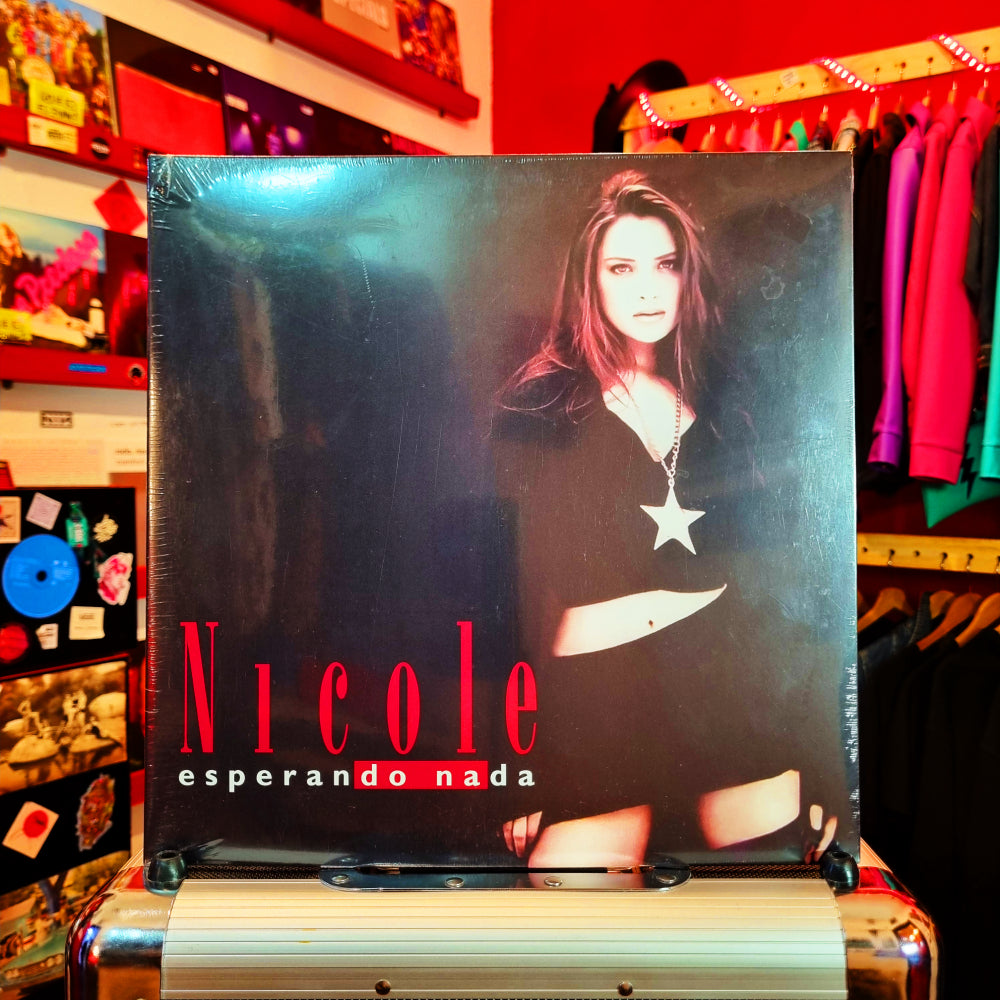 Nicole - Esperando Nada