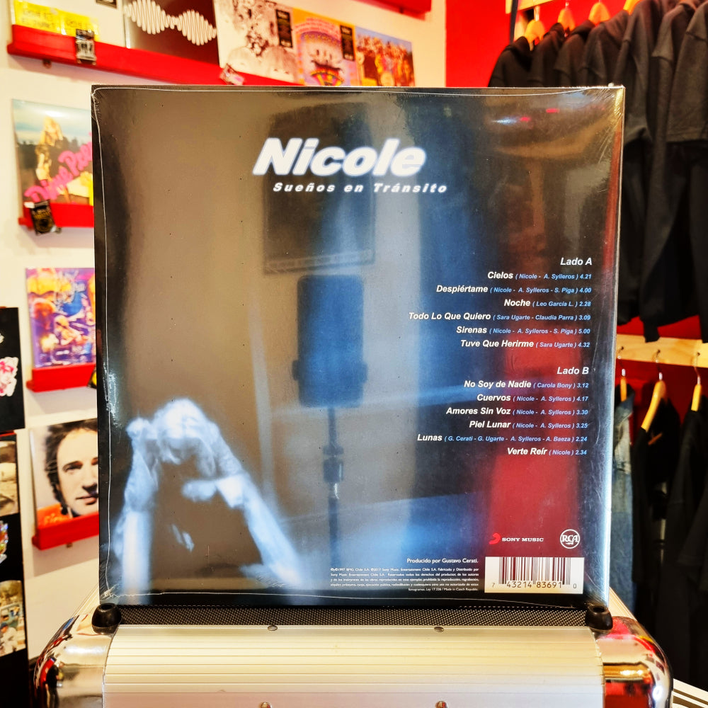 Nicole - Sueños en Tránsito