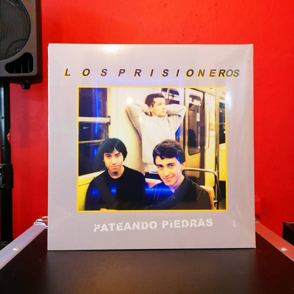Los Prisioneros - Pateando Piedras