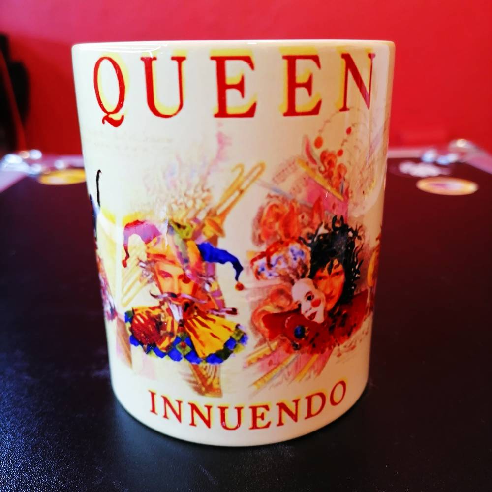 Tazón Queen Innuendo